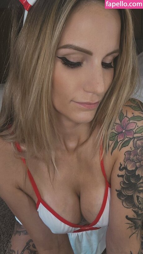 Inkedalyson nudes model archive