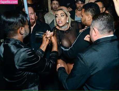 Tretas pretty pornstar pic