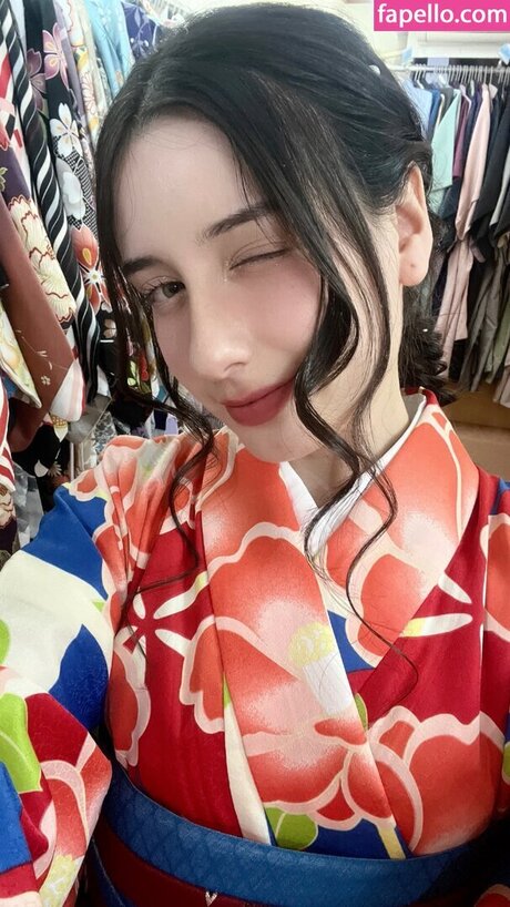 Lilyshibe star sexy image