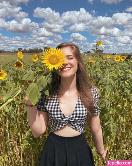 Alaurabidingcitizen porn star galleries