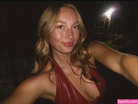 Jamie Gilbert pornstar nude photos