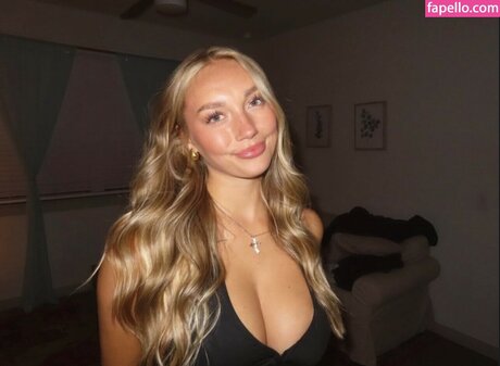 Jamie Gilbert model erotic picture