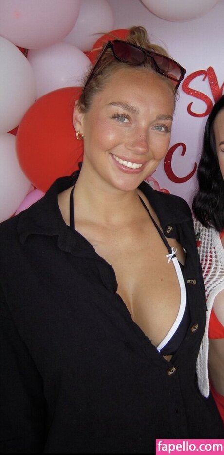 Jamie Gilbert model exclusive picture