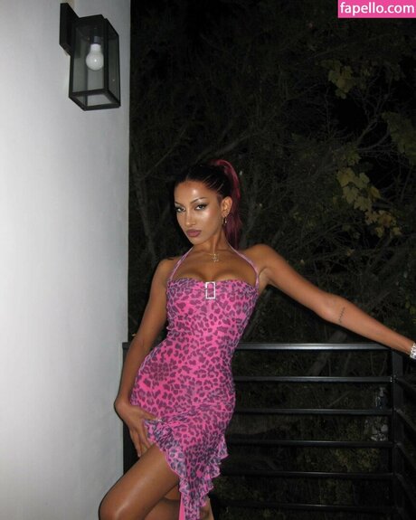 Lara Raj porn star picture