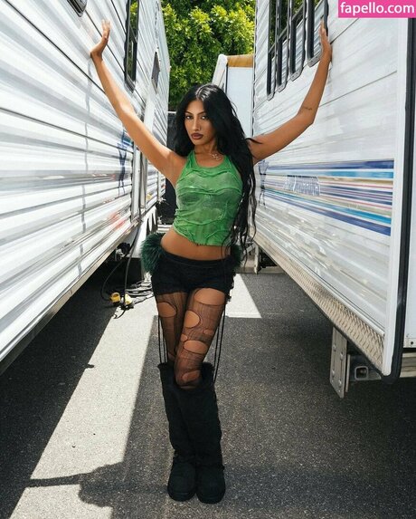 Lara Raj free pornstar gallery