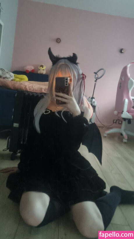 leikyu exclusive model images