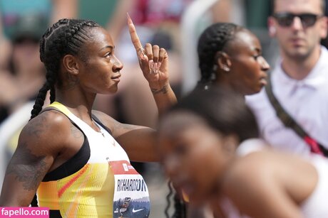 Shacarri Richardson pornstar sexy pictures