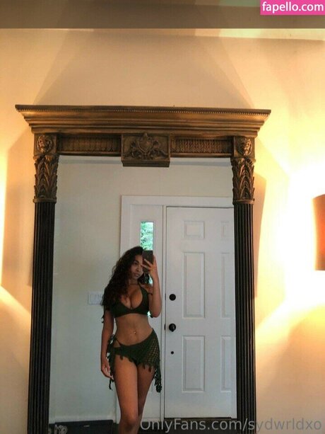 sydswrldxo nude pornstar archive