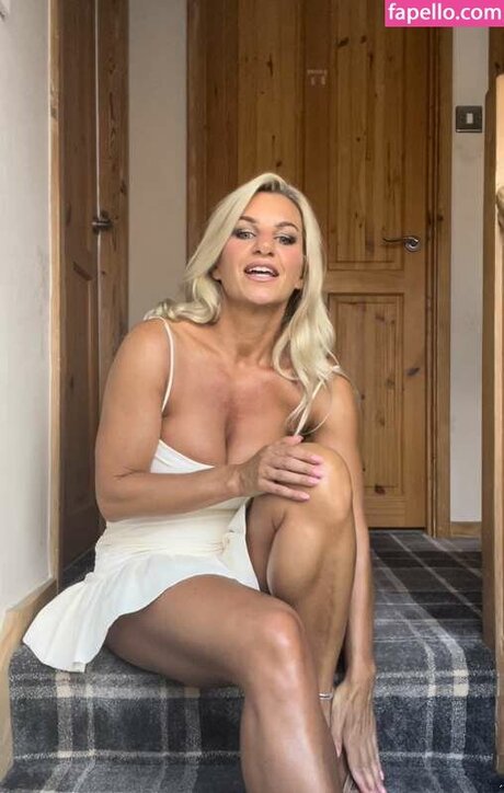 Funfitfashionjb nudes actress pics