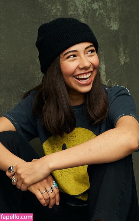 xochitlgomez erotic actress img