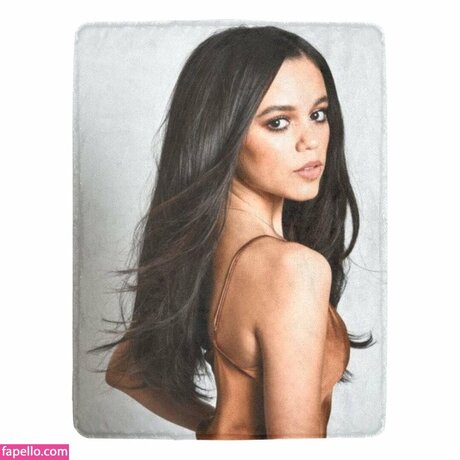 Jennaortega sex model images