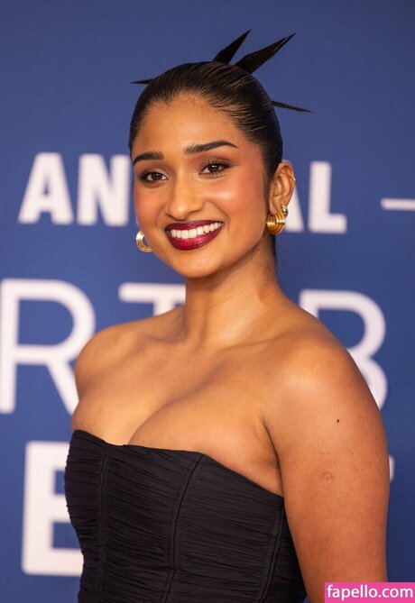 Varada Sethu nude star img