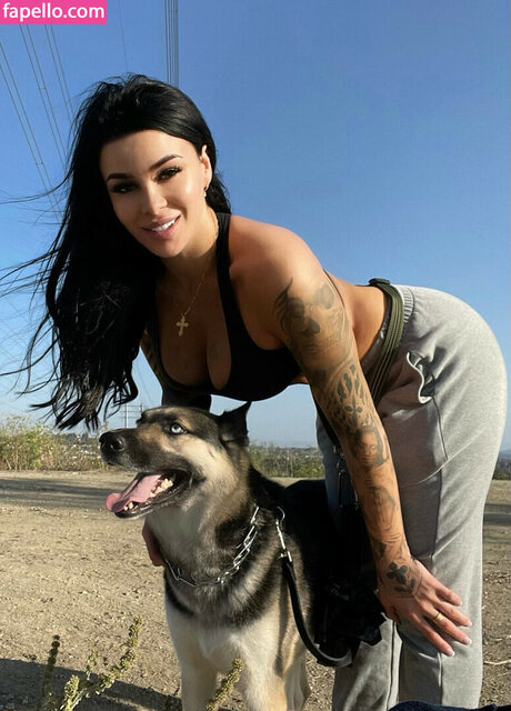 Captainmorrgan exclusive pornstar gallery