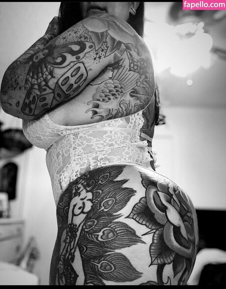 jimi22red pretty pornstar pictures