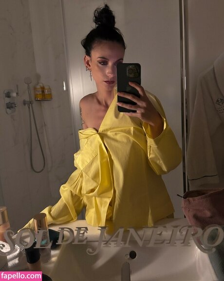 maghla_ model nudes gallery