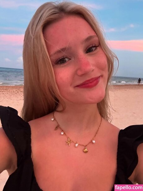 Mads Thompson Maddiiedee free model image