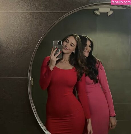 sarahemilyhope porn actress photo