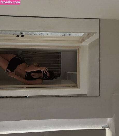 Celepamio nice model photo