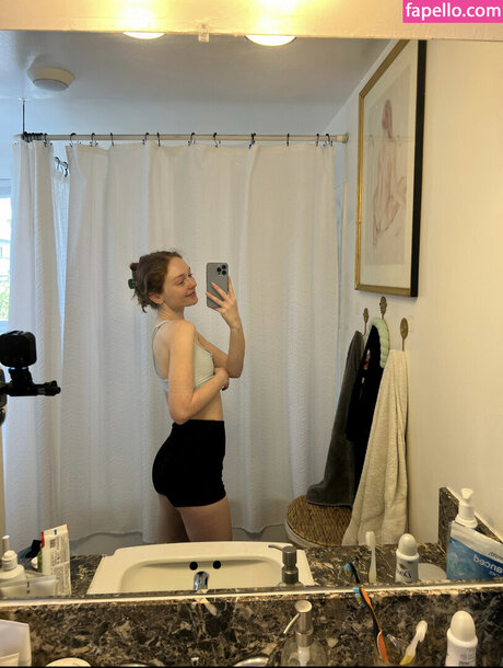 Samantha Cormier model top photos