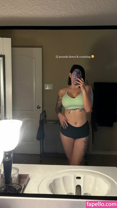 Juliakins sexy pornstar photos