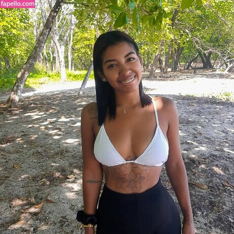 Melanie Noelia star pic