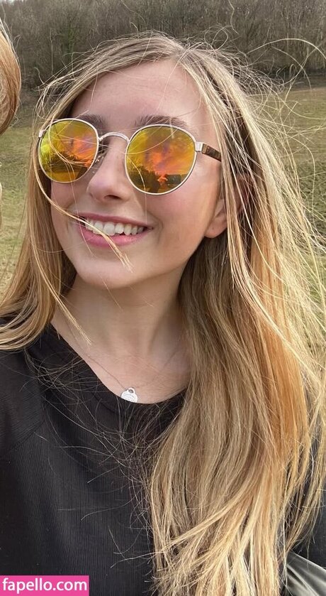 Chlo Matt erotic star pic