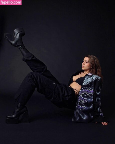 Voghelita pornstar top photo