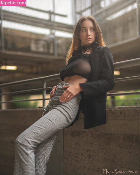 Anna Collini best actress photos