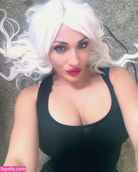 slanofflames pornstar nude image