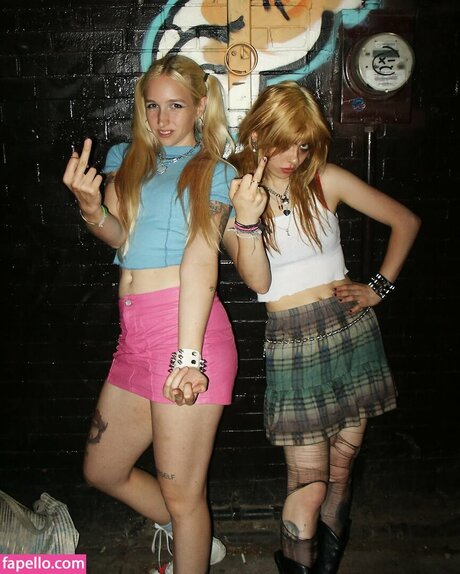 wormsheriff pretty pornstar img