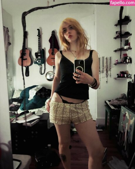 wormsheriff star art archive