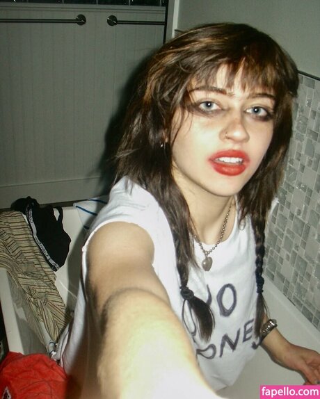 wormsheriff model nude archive