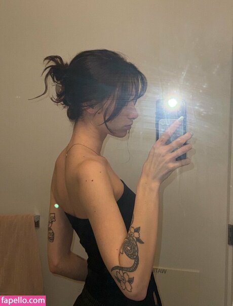 kaerisake perfect pornstar photos