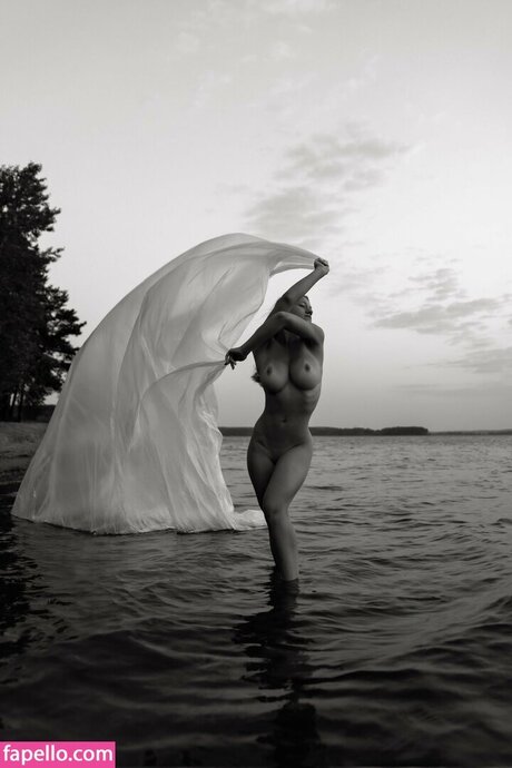 Yuliana Prokhorenko model best picture