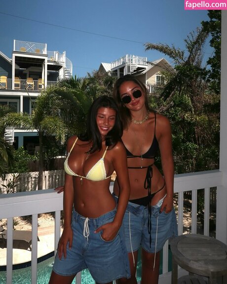 Lydia Lowry pornographic model image