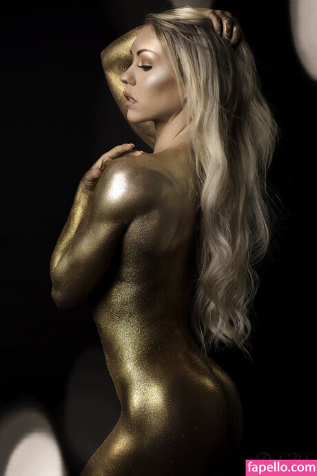 laylapeach model erotic photos