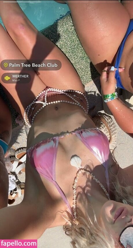 Caroline Ambrose model perfect image