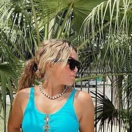 laurascottxoxo adult actress pictures