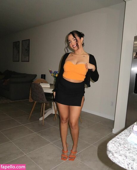 Zaira Lissette xxx model image