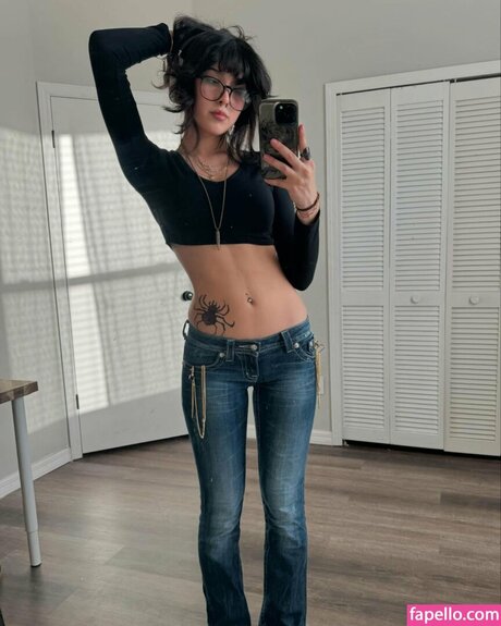 Vivi Speed sex model pictures