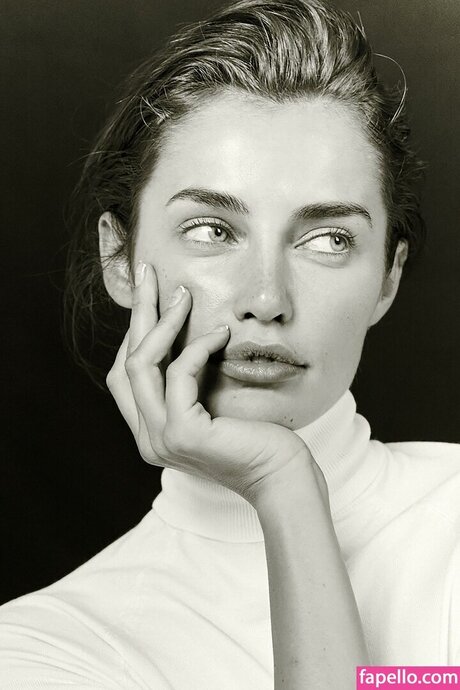 Rebecca Donaldson xxx model picture