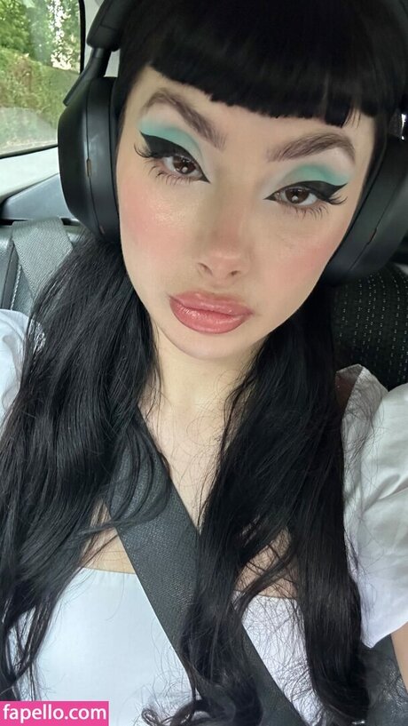 SweetSeverine star beautiful archive