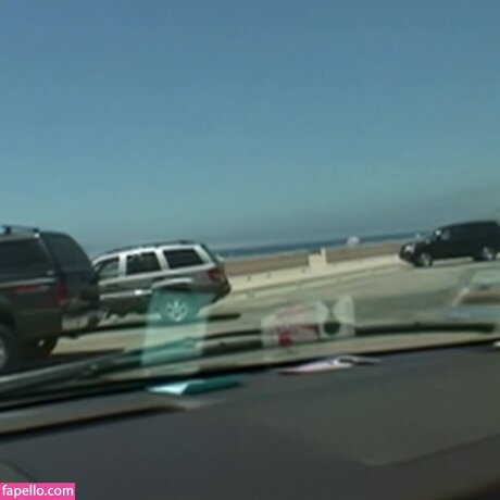 Tory Lane free star pic