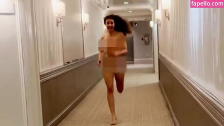 Ali Brie hot actress pictures