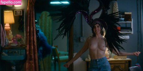 Ali Brie hot star image