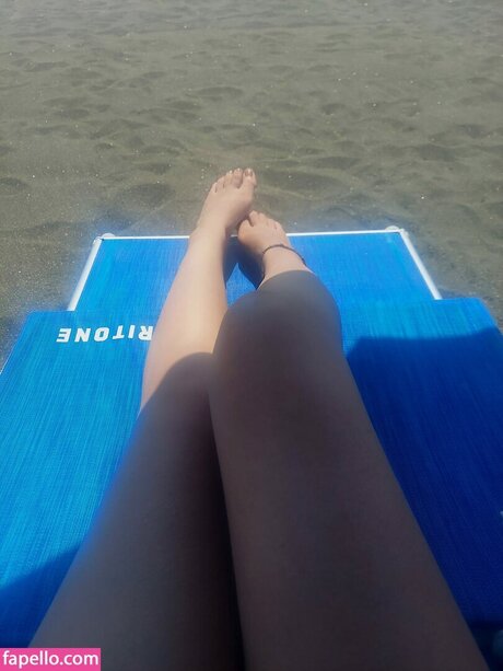 AlineFouche art model archive