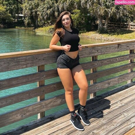 Savannah Dexter star erotic photo