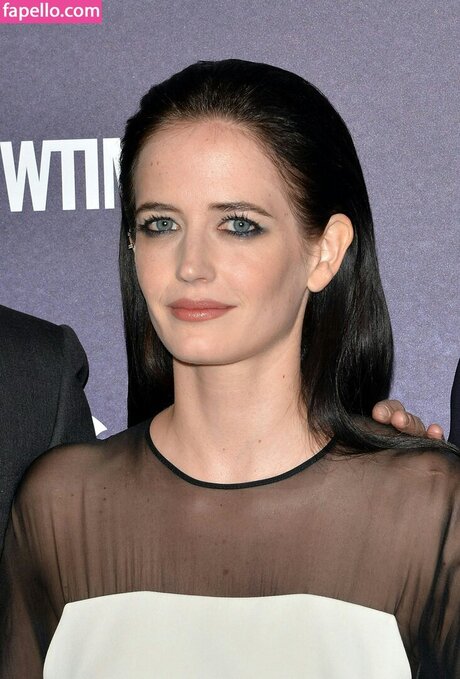 evagreen nude actress pics
