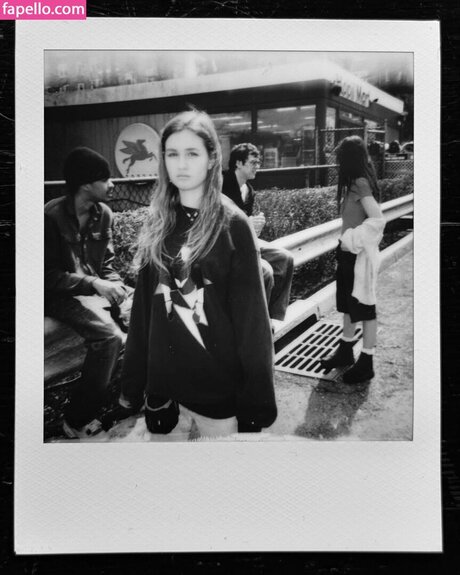 Talia Ryder hot model archive