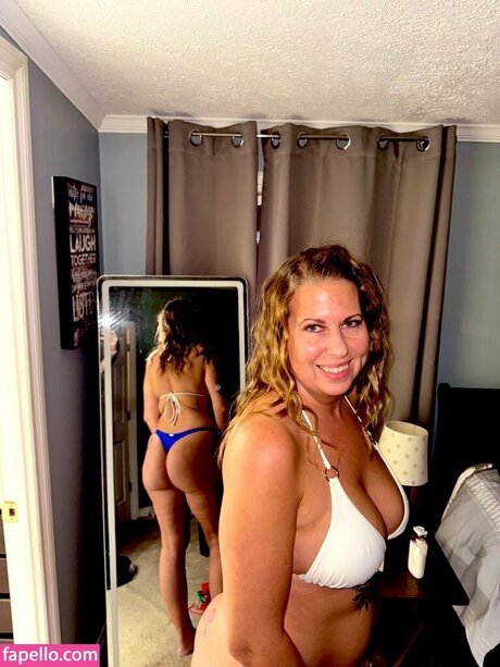 brookestone24 nude actress img